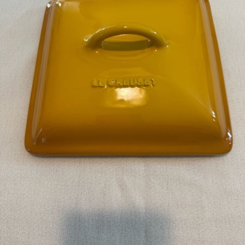 Le Creuset Heritage Stoneware Square Casserole Lid ONLY  in Nectar